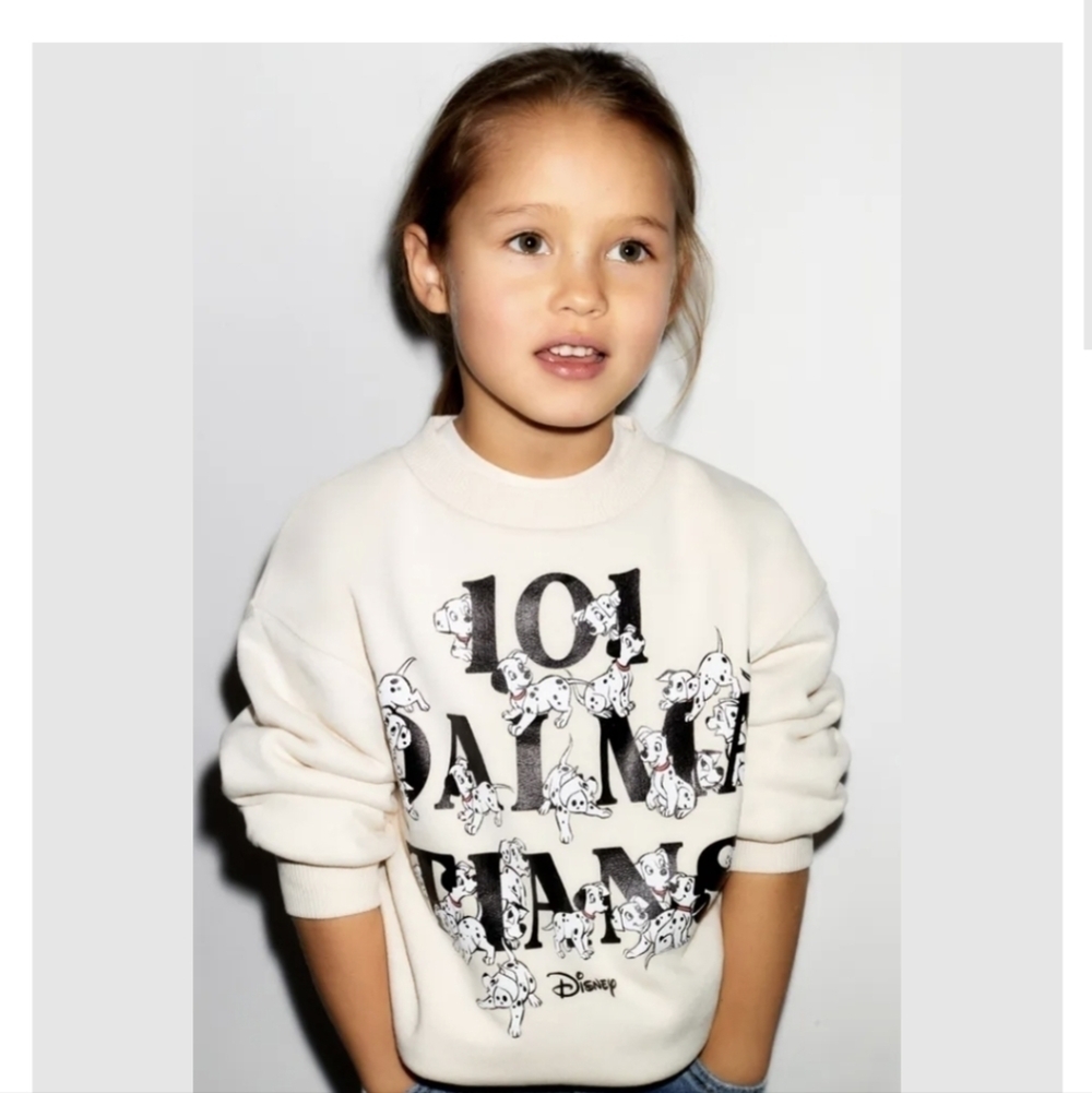 Zara Kids 101 Dalmatians Cream Crewneck Sweatshirt Size 12 13